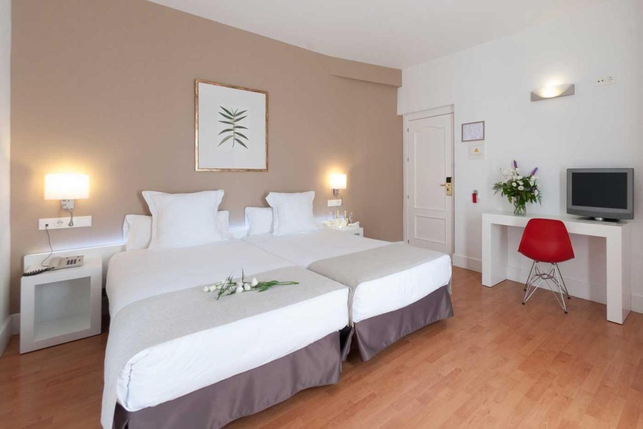Hotel Alcázar Siviglia Esterno foto